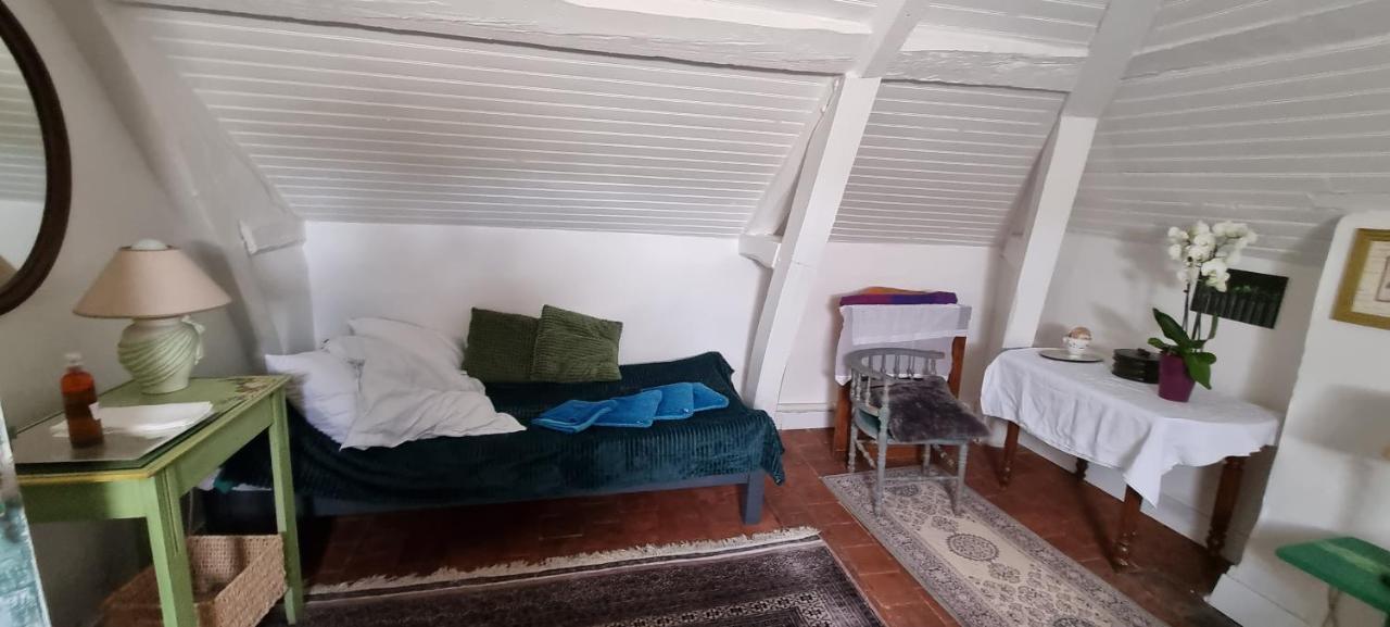 Bed & Breakfast D'hotes Les Jardins De Marie, Sci Charles Iii Bernay (Eure)