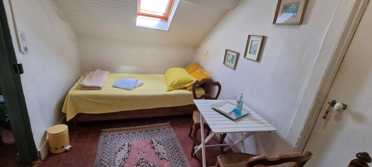 D'hotes Les Jardins De Marie, Sci Charles Iii Bed & Breakfast Bernay (Eure)