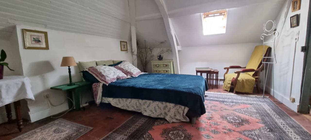 D'hotes Les Jardins De Marie, Sci Charles Iii Bed & Breakfast Bernay (Eure)